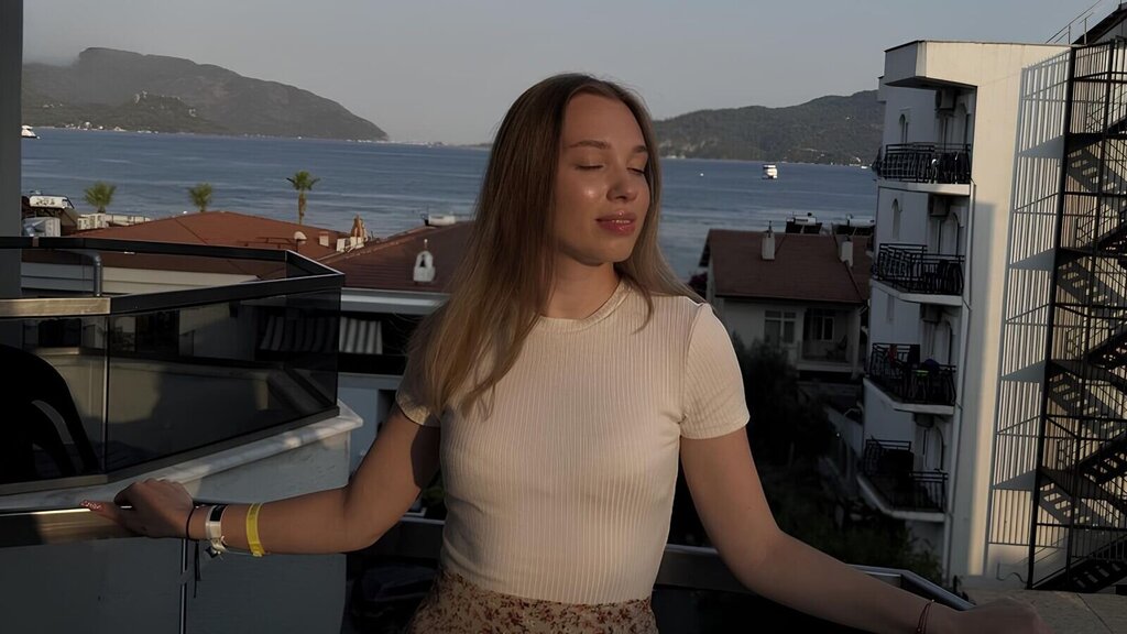 AshleyWin